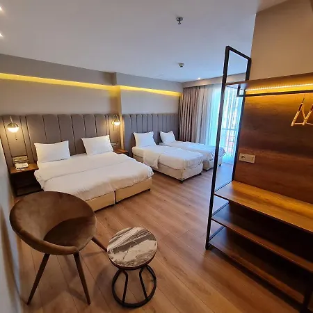 Otel Air Boss Airport&fair