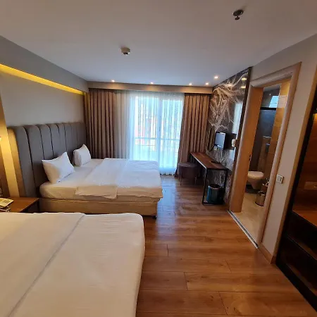 Otel Air Boss Airport&fair 4*