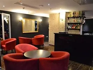 Air Boss Airport&fair Otel 4*