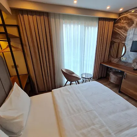 Otel Air Boss Airport&fair 4*