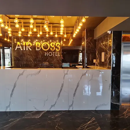 Air Boss Airport&fair 4*