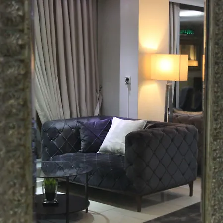 Air Boss Airport And Fair 4*