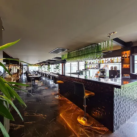 Air Boss Airport And Fair فندق 4*